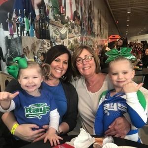 Meet your Posher, Pam